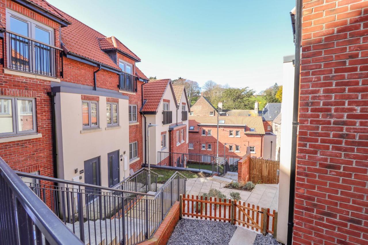 Coastguards View Villa Whitby Exterior photo